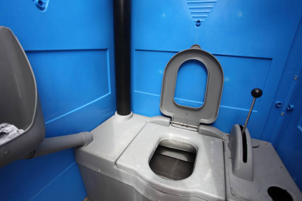 Best Portable toilet rental cost  in Lakewood Clu, MI