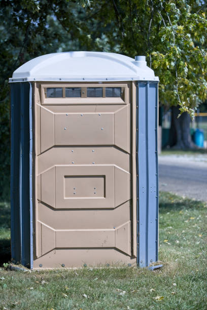 Best Long-term porta potty rental  in Lakewood Clu, MI
